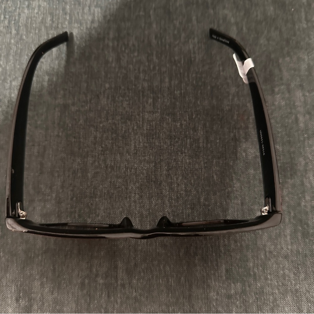 NWT FREE PEOPLE Jackson Two Tone Square Brown Sunglasses sold out online! - Picture 6 of 10